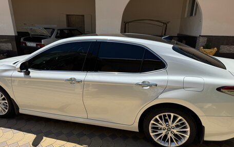 Toyota Camry, 2018 год, 2 500 000 рублей, 7 фотография