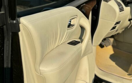 Infiniti QX56, 2012 год, 2 300 000 рублей, 34 фотография