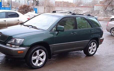 Lexus RX IV рестайлинг, 1999 год, 800 000 рублей, 2 фотография