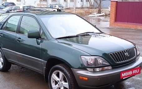 Lexus RX IV рестайлинг, 1999 год, 800 000 рублей, 3 фотография