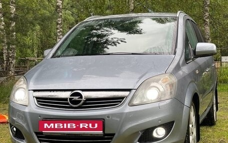 Opel Zafira B, 2008 год, 1 100 000 рублей, 2 фотография