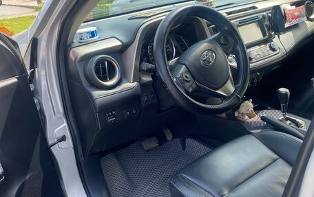 Toyota RAV4, 2013 год, 2 200 000 рублей, 11 фотография