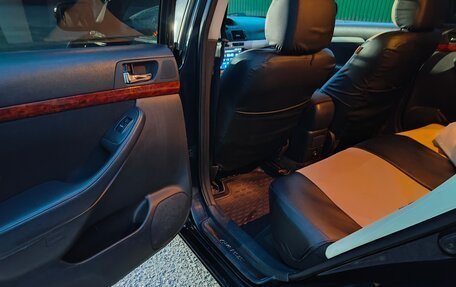 Toyota Avensis III рестайлинг, 2003 год, 377 000 рублей, 11 фотография