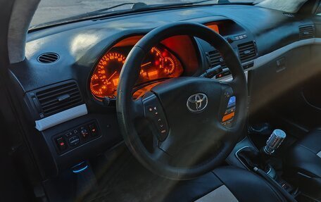 Toyota Avensis III рестайлинг, 2003 год, 377 000 рублей, 10 фотография