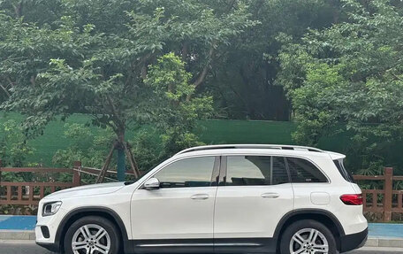 Mercedes-Benz GLB, 2021 год, 2 150 000 рублей, 4 фотография