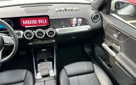 Mercedes-Benz GLB, 2021 год, 2 150 000 рублей, 11 фотография