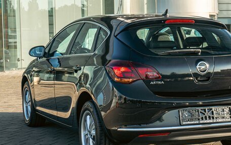 Opel Astra J, 2014 год, 855 000 рублей, 10 фотография