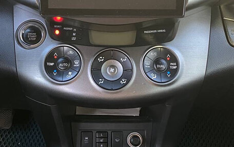 Toyota RAV4, 2011 год, 1 295 000 рублей, 4 фотография