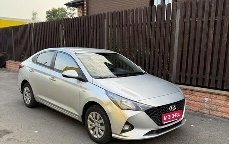 Hyundai Solaris II рестайлинг, 2020 год, 1 100 000 рублей, 1 фотография