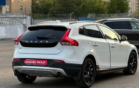 Volvo V40 Cross Country I, 2019 год, 2 280 000 рублей, 13 фотография