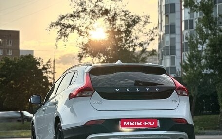 Volvo V40 Cross Country I, 2019 год, 2 280 000 рублей, 15 фотография