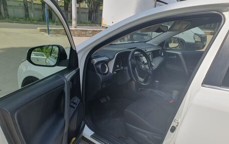 Toyota RAV4, 2014 год, 1 870 000 рублей, 11 фотография