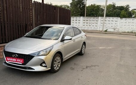 Hyundai Solaris II рестайлинг, 2020 год, 1 100 000 рублей, 6 фотография