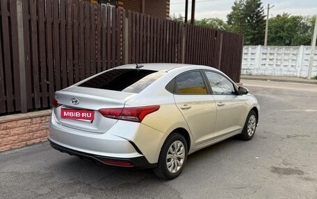 Hyundai Solaris II рестайлинг, 2020 год, 1 100 000 рублей, 3 фотография