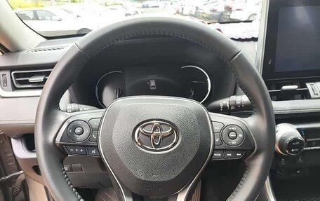 Toyota RAV4, 2022 год, 2 500 000 рублей, 9 фотография