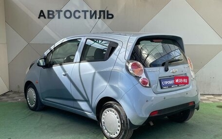Chevrolet Spark III, 2011 год, 569 000 рублей, 4 фотография