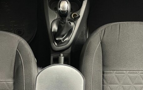 Renault Sandero II рестайлинг, 2016 год, 899 000 рублей, 16 фотография