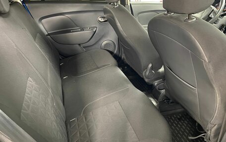 Renault Sandero II рестайлинг, 2016 год, 899 000 рублей, 19 фотография