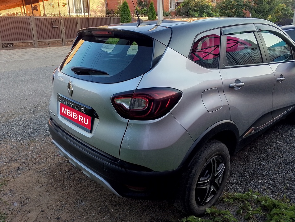 Renault Kaptur I, 2017 год, 1 050 000 рублей, 5 фотография