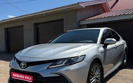 Toyota Camry, 2021 год, 3 089 000 рублей, 1 фотография