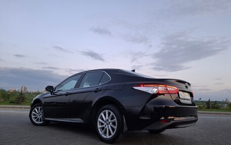 Toyota Camry, 2021 год, 2 425 000 рублей, 14 фотография