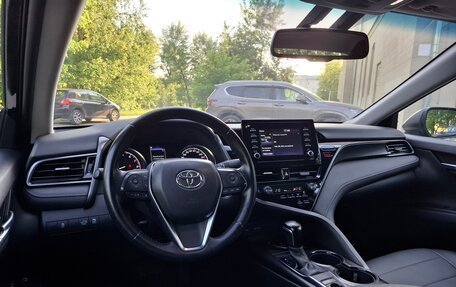 Toyota Camry, 2021 год, 2 425 000 рублей, 16 фотография