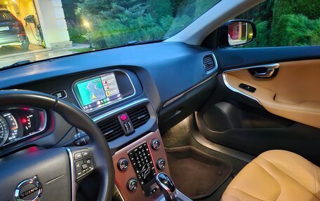 Volvo V40 Cross Country I, 2019 год, 2 200 000 рублей, 6 фотография