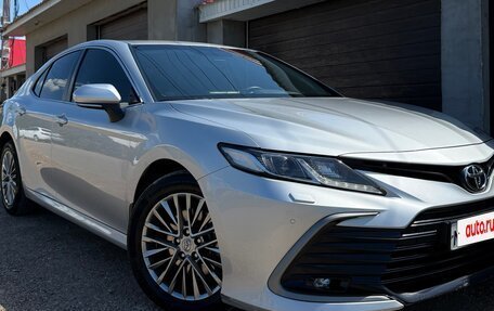 Toyota Camry, 2021 год, 3 089 000 рублей, 10 фотография