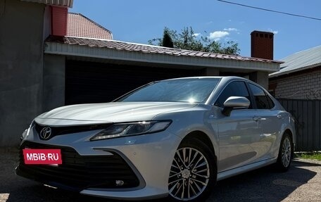 Toyota Camry, 2021 год, 3 089 000 рублей, 9 фотография