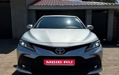 Toyota Camry, 2021 год, 3 089 000 рублей, 3 фотография