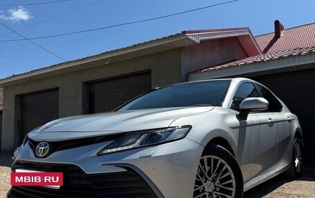 Toyota Camry, 2021 год, 3 089 000 рублей, 8 фотография