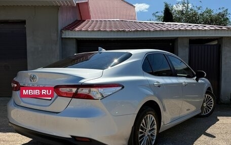 Toyota Camry, 2021 год, 3 089 000 рублей, 13 фотография