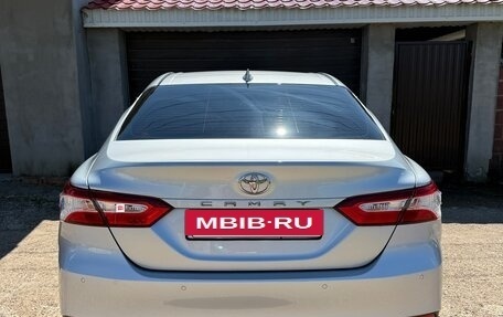 Toyota Camry, 2021 год, 3 089 000 рублей, 16 фотография