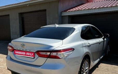 Toyota Camry, 2021 год, 3 089 000 рублей, 14 фотография