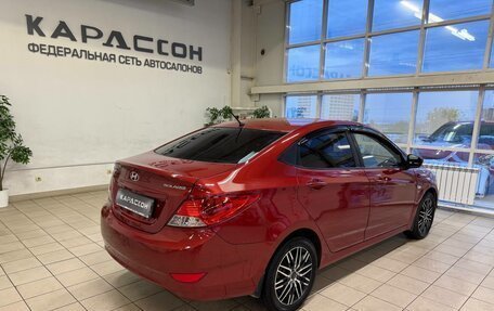 Hyundai Solaris II рестайлинг, 2013 год, 880 000 рублей, 2 фотография