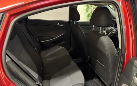 Hyundai Solaris II рестайлинг, 2013 год, 880 000 рублей, 10 фотография