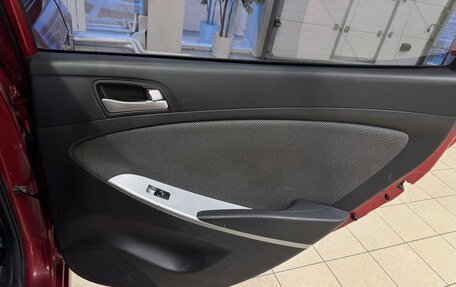 Hyundai Solaris II рестайлинг, 2013 год, 880 000 рублей, 17 фотография