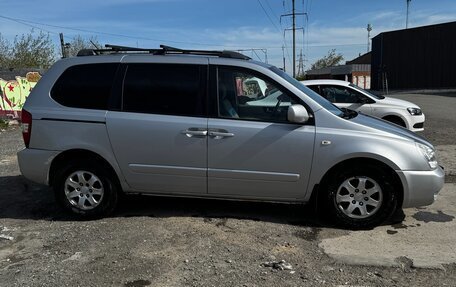 KIA Carnival III, 2006 год, 730 000 рублей, 3 фотография