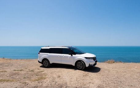 KIA Carnival, 2021 год, 4 000 000 рублей, 9 фотография