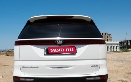 KIA Carnival, 2021 год, 4 000 000 рублей, 14 фотография