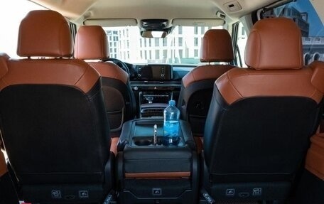 KIA Carnival, 2021 год, 4 000 000 рублей, 28 фотография