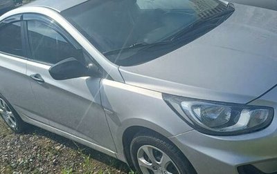 Hyundai Solaris II рестайлинг, 2012 год, 630 000 рублей, 1 фотография
