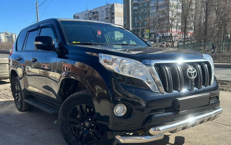 Toyota Land Cruiser Prado 150 рестайлинг 2, 2013 год, 3 100 000 рублей, 3 фотография