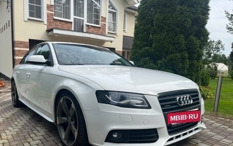 Audi A4, 2010 год, 1 650 000 рублей, 18 фотография