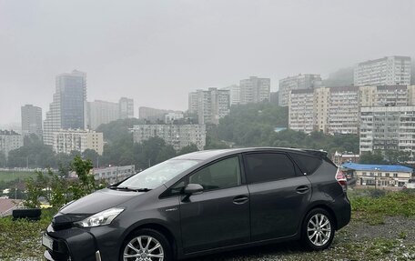 Toyota Prius Alpha I (ZVW40/41), 2015 год, 1 520 000 рублей, 2 фотография