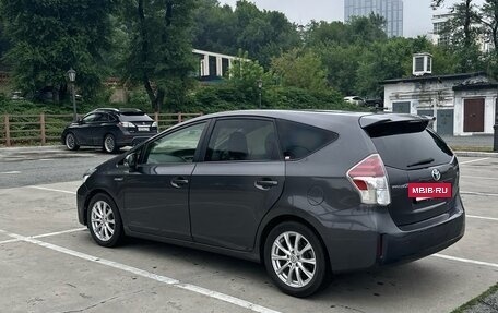 Toyota Prius Alpha I (ZVW40/41), 2015 год, 1 520 000 рублей, 7 фотография