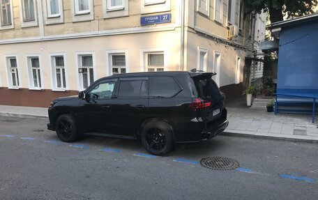 Lexus LX III, 2018 год, 7 800 000 рублей, 4 фотография