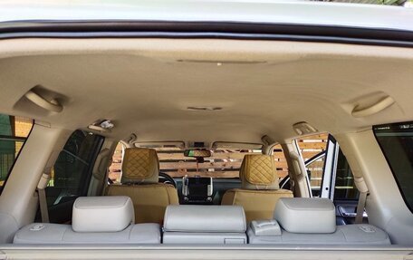 Toyota Land Cruiser Prado 150 рестайлинг 2, 2013 год, 3 499 000 рублей, 6 фотография
