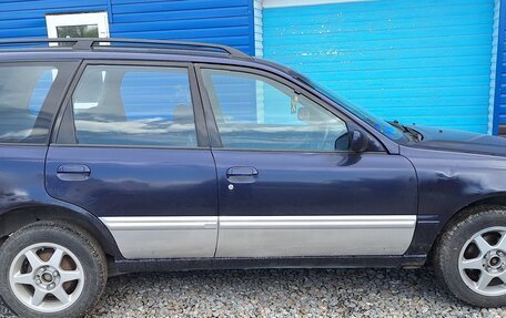 Nissan Wingroad I, 1997 год, 190 000 рублей, 2 фотография