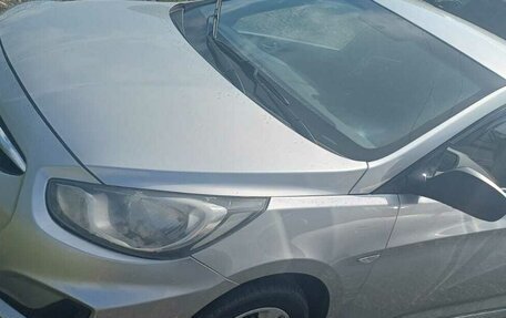 Hyundai Solaris II рестайлинг, 2012 год, 630 000 рублей, 5 фотография